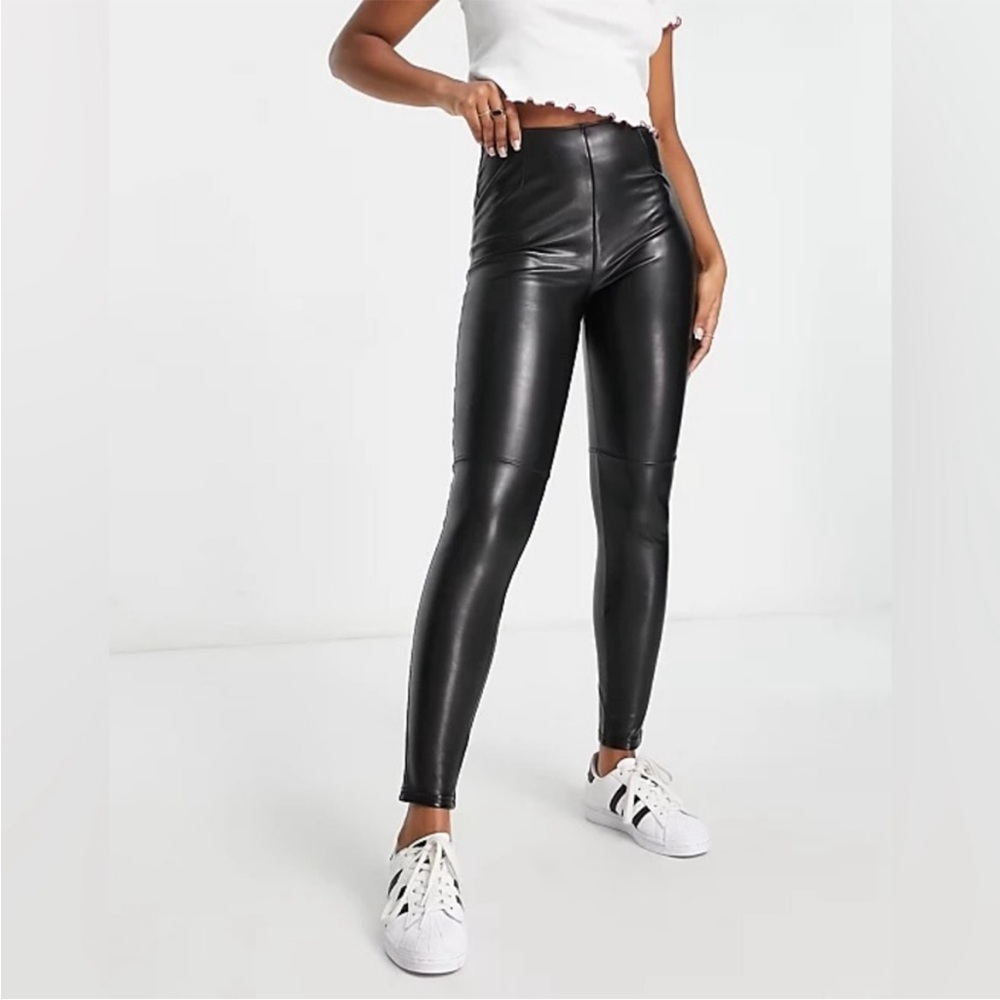 Abercrombie & Fitch Classic Vegan Leather Legging Black Sz S Short EUC - Picture 2 of 11